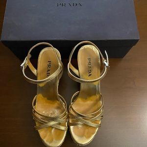 Prada wedges size 37 1/2